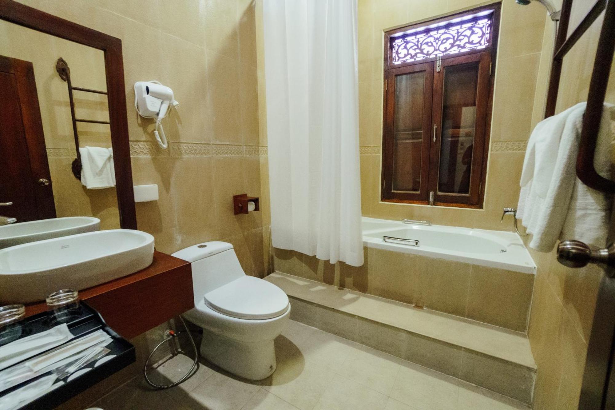 Lux Hotel 琅勃拉邦 外观 照片