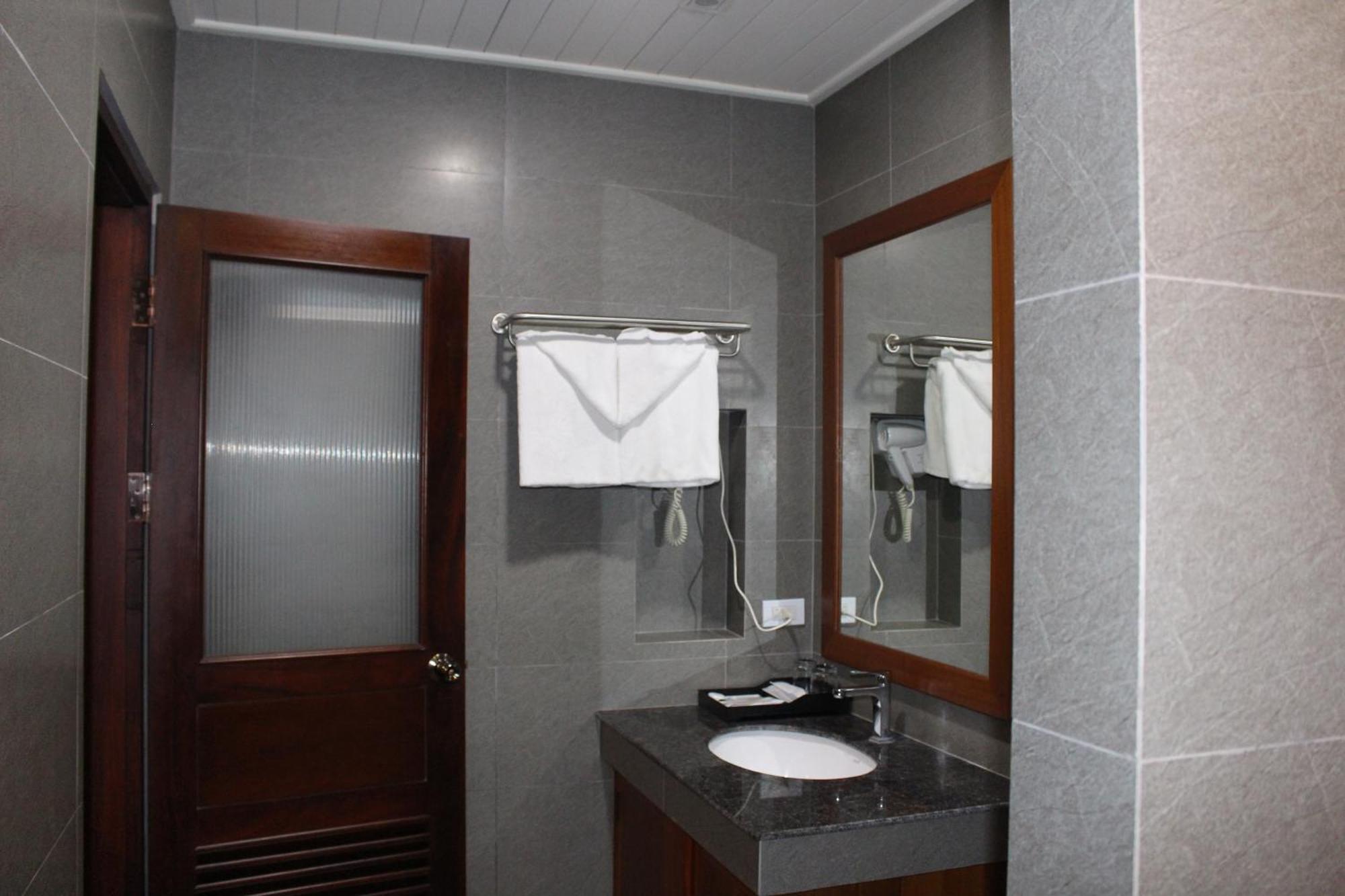 Lux Hotel 琅勃拉邦 外观 照片